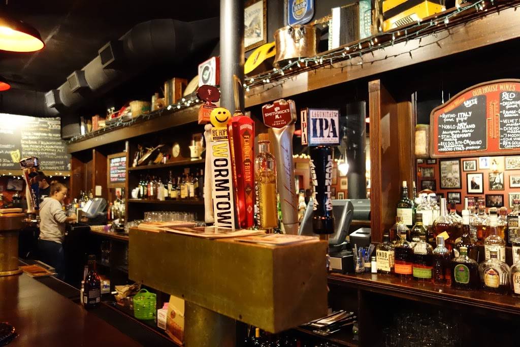 The Burren | restaurant | 247 Elm St, Somerville, MA 02144, USA | 6177766896 OR +1 617-776-6896