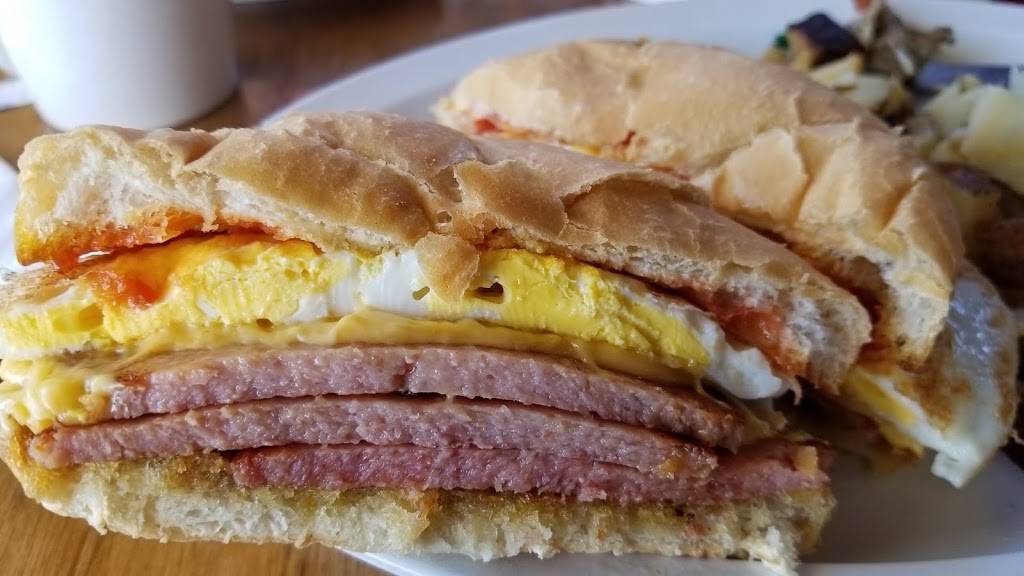 Parkway Restaurant | restaurant | 4131 Park St N, St. Petersburg, FL 33709, USA | 7275444817 OR +1 727-544-4817