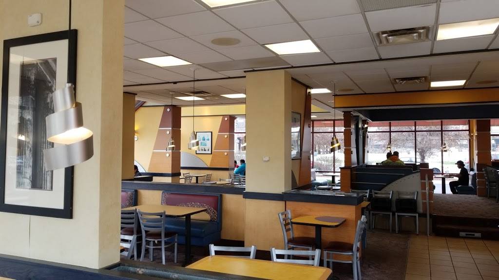Arbys | restaurant | 45 E South St, Indianapolis, IN 46225, USA | 3174231264 OR +1 317-423-1264