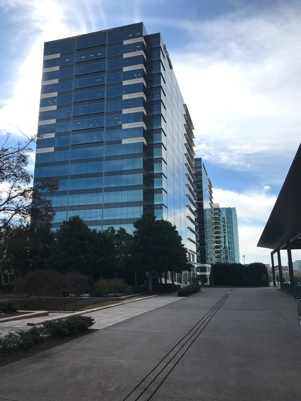 Summit Cafe | restaurant | 2002 Summit Blvd NE # 125, Atlanta, GA 30319, USA | 4042523736 OR +1 404-252-3736