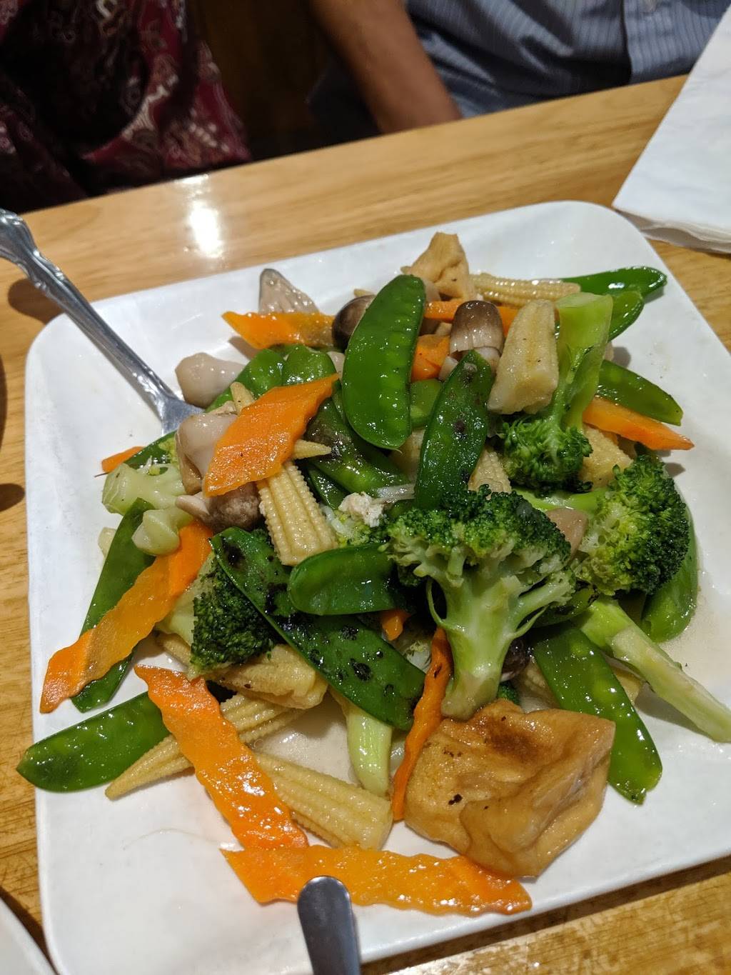 Supreme Dumpling | restaurant | 6142 Springfield Blvd, Oakland Gardens, NY 11364, USA | 7188192988 OR +1 718-819-2988