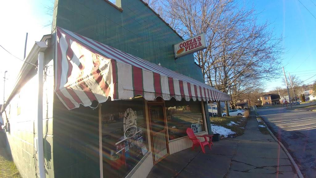 Cozzas Pizza Shop | restaurant | 57 Walnut St, East Palestine, OH 44413, USA | 3304261955 OR +1 330-426-1955