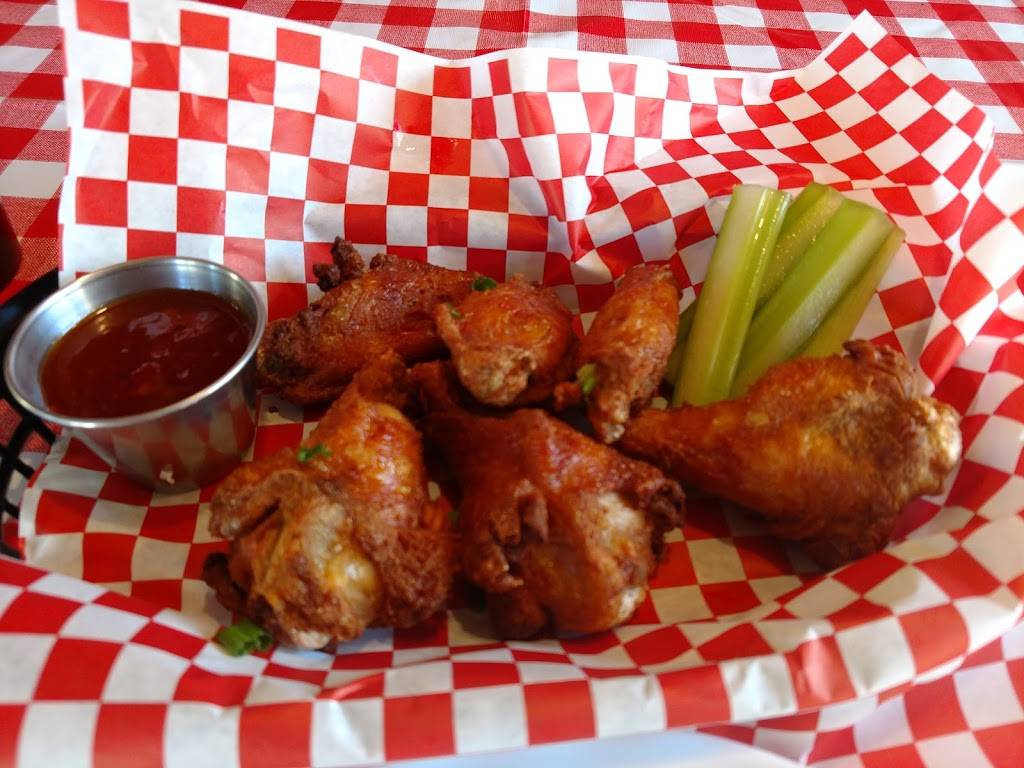 Mountain Pizza | restaurant | 148 E Sierra Ave, Portola, CA 96122, USA | 5308329791 OR +1 530-832-9791