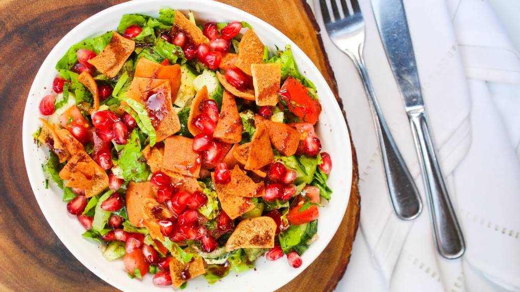 CheeZaatar | restaurant | 667 Fennell Ave E, Hamilton, ON L8V 1V3, Canada | 9053856546 OR +1 905-385-6546