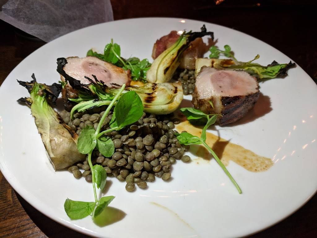 Temple Bar American Bistro | restaurant | 1688 Massachusetts Ave, Cambridge, MA 02138, USA | 6175475055 OR +1 617-547-5055