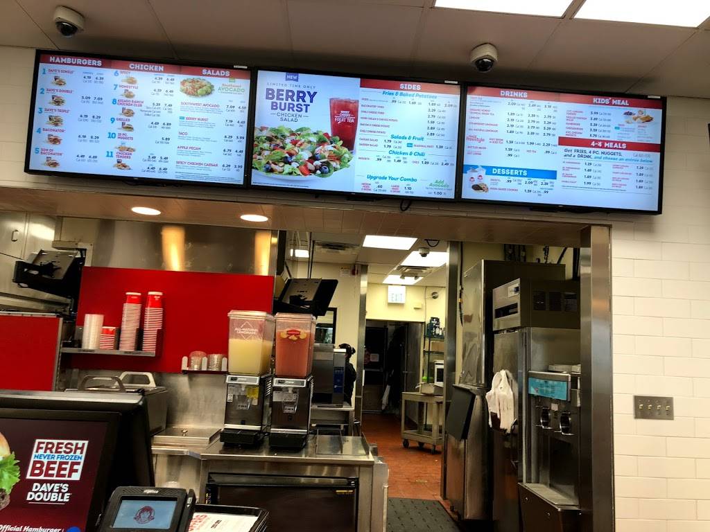 Wendys | restaurant | 245 S Randall Rd, Algonquin, IL 60102, USA | 8474588461 OR +1 847-458-8461