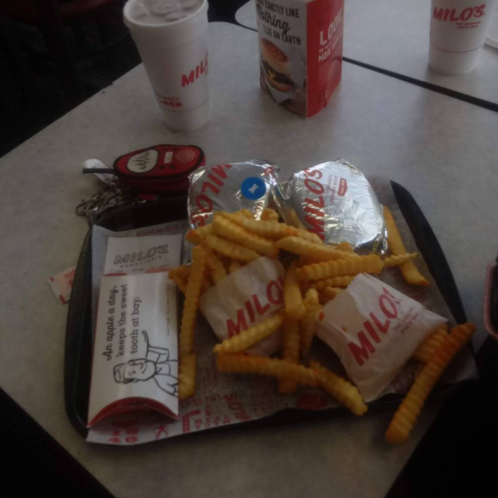 Milos Hamburgers | restaurant | 1120 Forestdale Blvd, Birmingham, AL 35214, USA | 2057986363 OR +1 205-798-6363