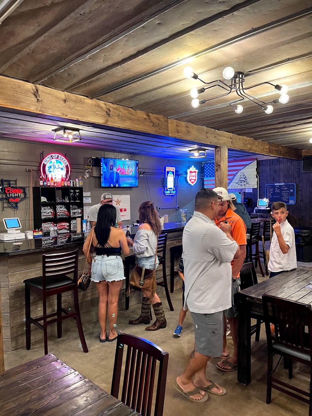 Christoval Icehouse & General Store | restaurant | 19965 Main St, Christoval, TX 76935, USA | 3252552525 OR +1 325-255-2525