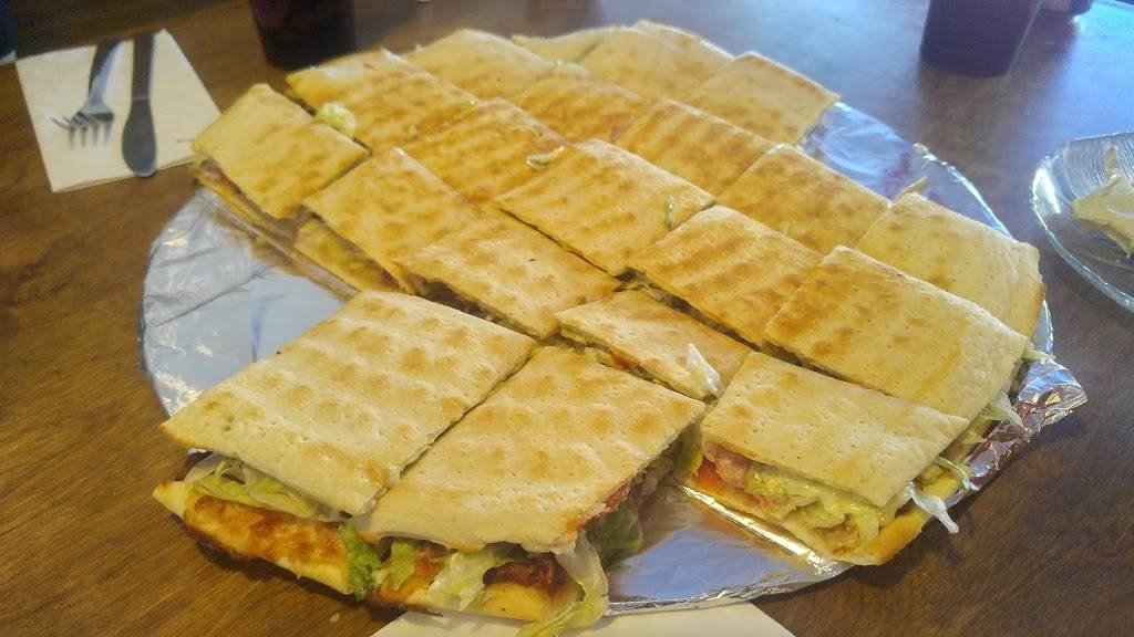 Dans Family Restaurant | restaurant | 400 W Main St, Newark, OH 43055, USA | 7403498549 OR +1 740-349-8549