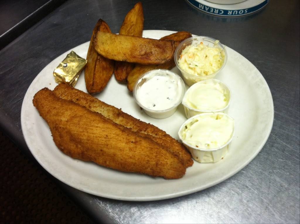 Parnells Place | restaurant | 2932 Fond Du Lac Rd, Oshkosh, WI 54902, USA | 9202359770 OR +1 920-235-9770