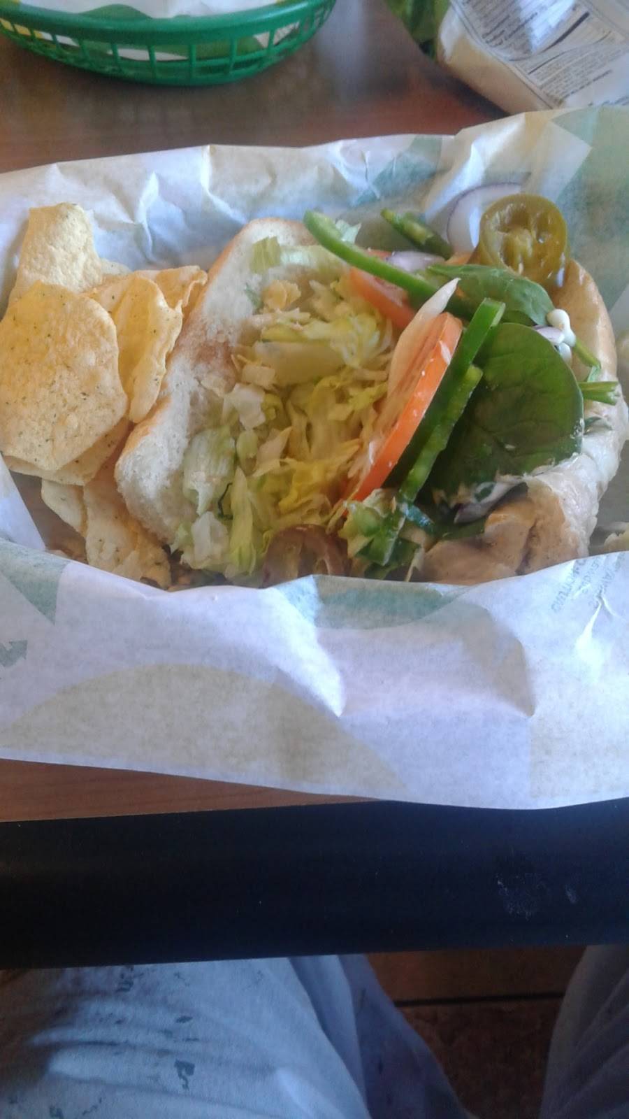 Subway Restaurants | restaurant | 23705 Malibu Rd #200, Malibu, CA 90265, USA | 3104560565 OR +1 310-456-0565