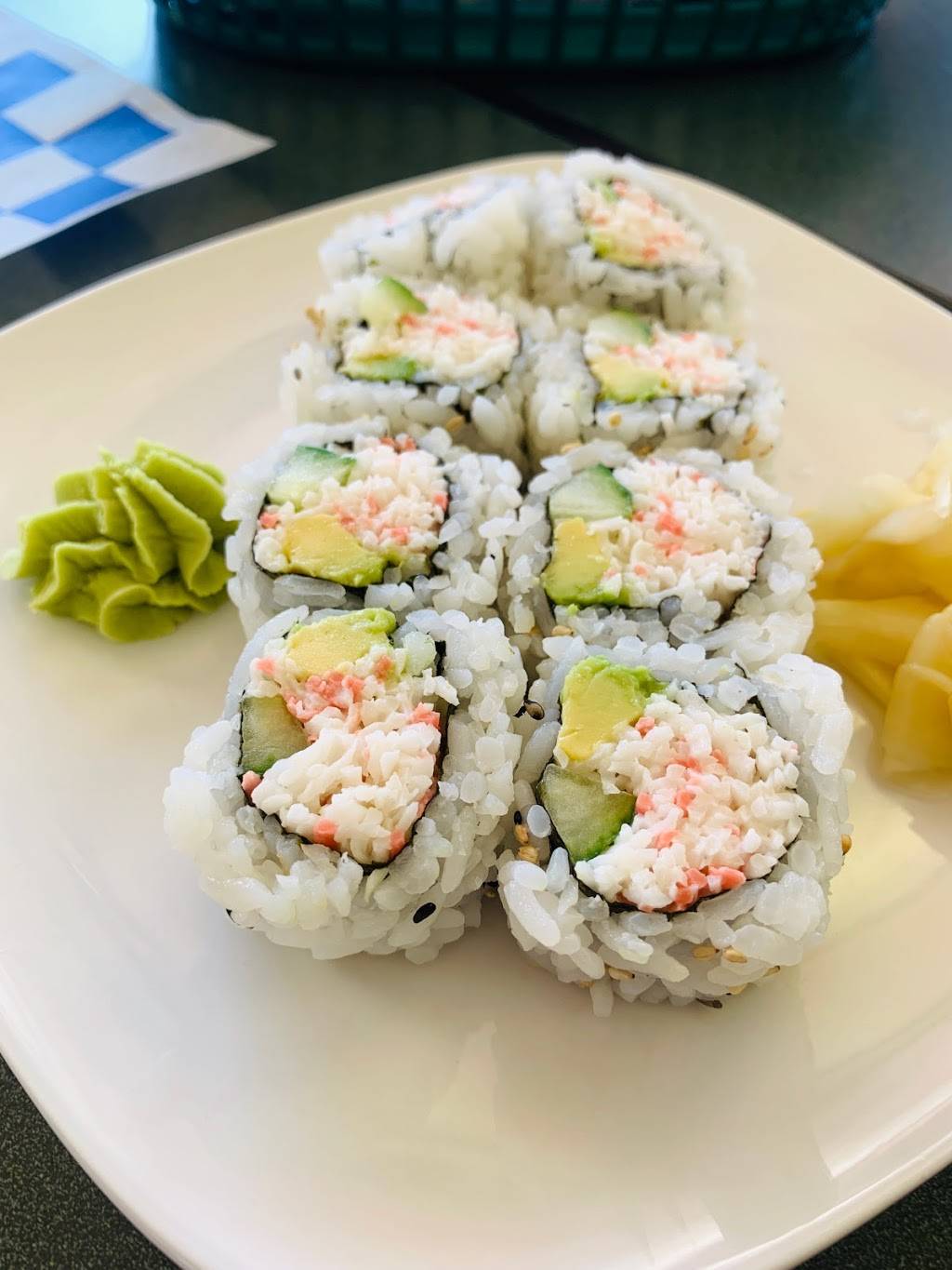 Yummi Tummi | restaurant | 3001 S Big Bend Blvd, Maplewood, MO 63143, USA | 3148333277 OR +1 314-833-3277