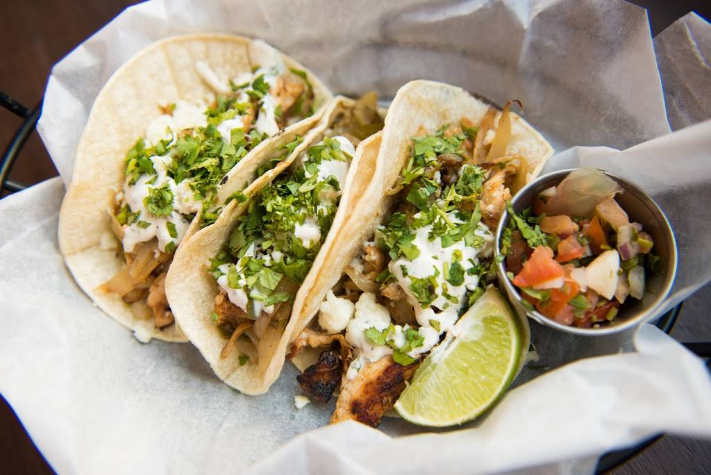 Tamarack Tap Room | restaurant | 8418 Tamarack Village, Woodbury, MN 55125, USA | 6513302889 OR +1 651-330-2889