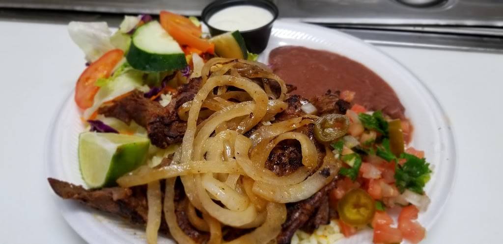 Changaro & Pupuseria | restaurant | 107 E Diamond Ave, Gaithersburg, MD 20877, USA | 2409126736 OR +1 240-912-6736