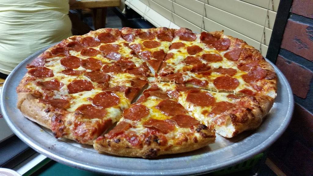 Pizza Factory | restaurant | 3936 Phelan Rd, Phelan, CA 92329, USA | 7608686543 OR +1 760-868-6543