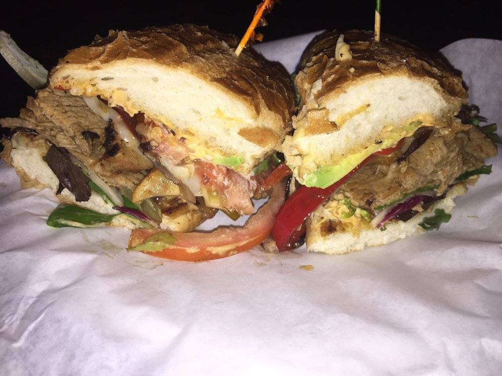 Sams Hofbrau | restaurant | 1751 E Olympic Blvd, Los Angeles, CA 90021, USA | 2136233989 OR +1 213-623-3989