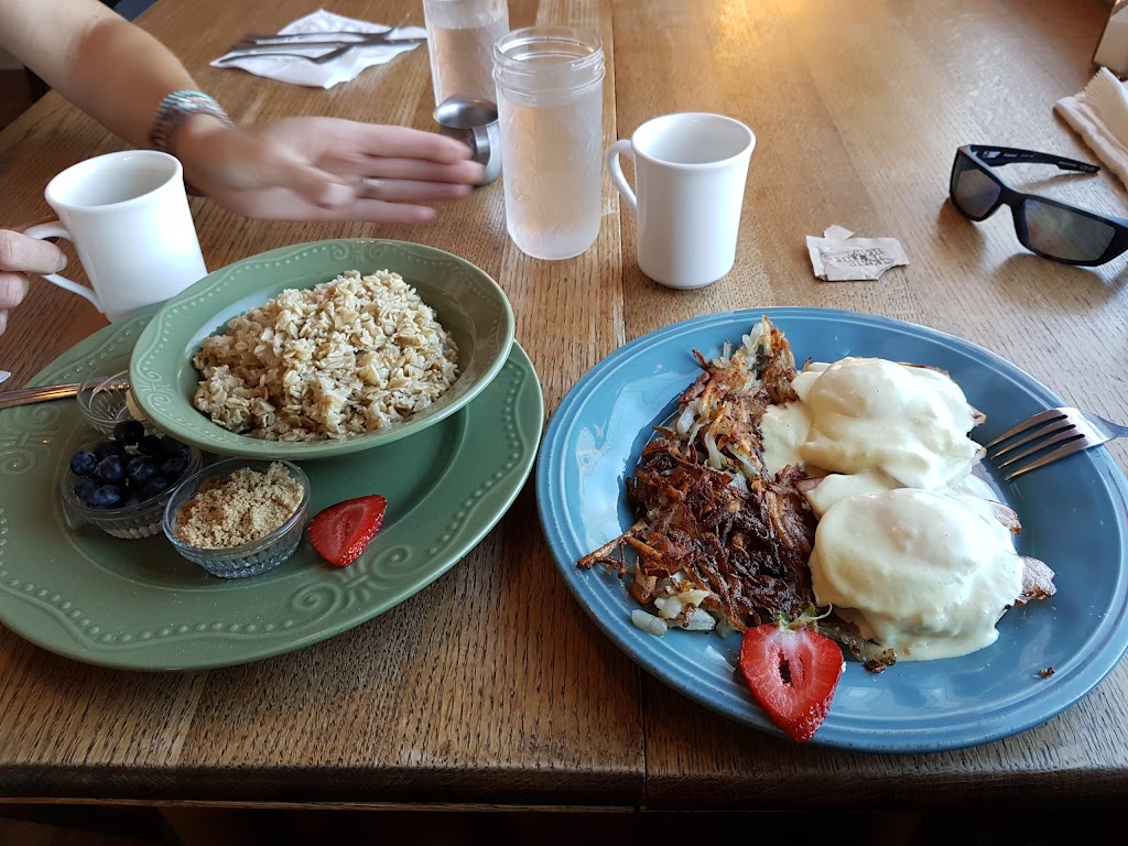 Handy Creek Bakery and cafe | bakery | 63 N Hwy 101, Wheeler, OR 97147, USA | 5033682253 OR +1 503-368-2253