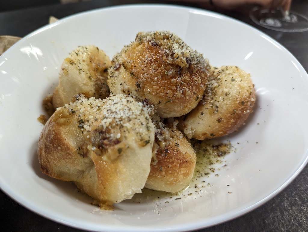 Little Mikes Pizza | restaurant | 9843 Pines Blvd, Pembroke Pines, FL 33024, USA | 9546133604 OR +1 954-613-3604