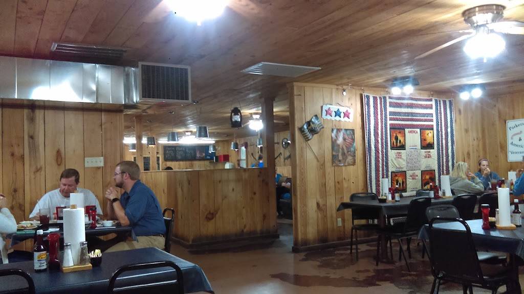 K C s Farmhouse Restaurant | restaurant | 93 College Drive, Lexington, TN 38351, USA | 7312499236 OR +1 731-249-9236