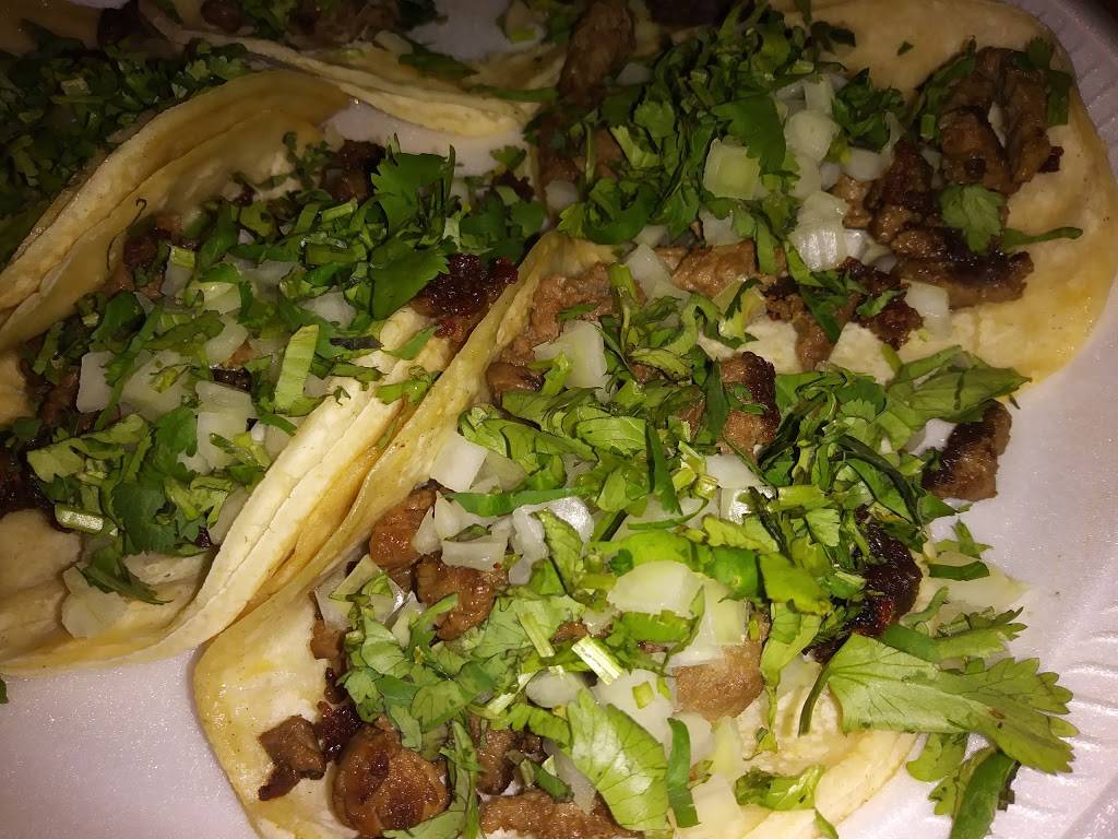 Albertos Mexican Food | restaurant | 1202, 105 N McKinley St, Corona, CA 92879, USA | 9515829620 OR +1 951-582-9620