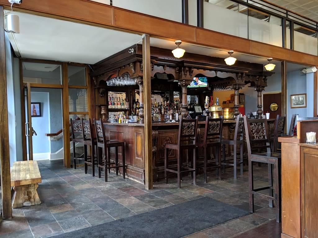 Paninis On The Waterfront | meal takeaway | 926 Bay St, Beaufort, SC 29902, USA | 8433790300 OR +1 843-379-0300