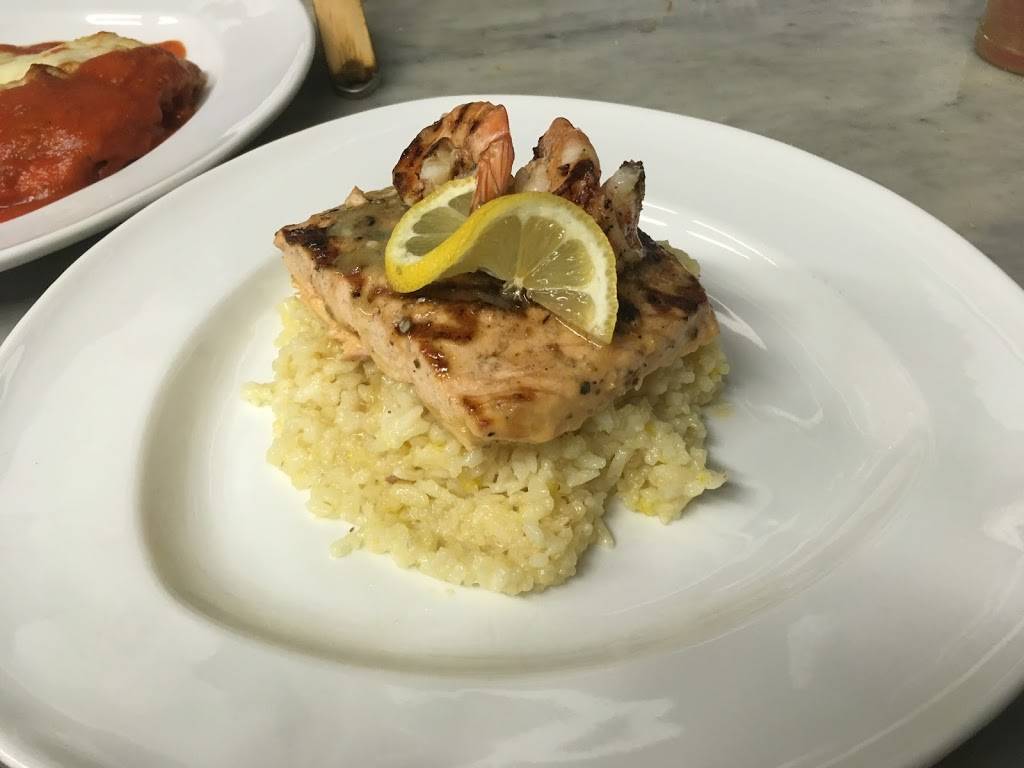 Mama Lina | restaurant | 7825 Springfield Blvd, Oakland Gardens, NY 11364, USA | 7184796155 OR +1 718-479-6155