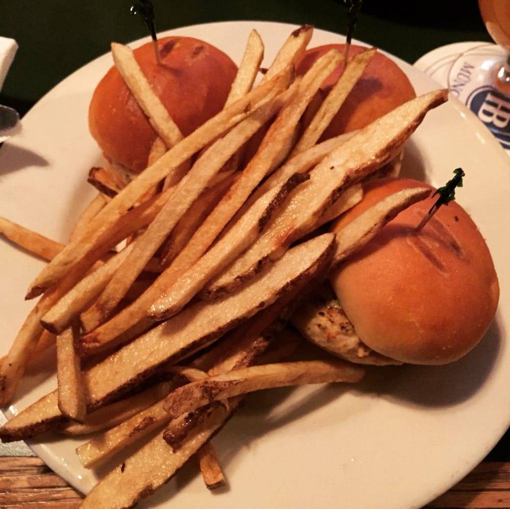 Murphys Tavern | restaurant | 6 Stone St, New York, NY 10004, USA | 2124251700 OR +1 212-425-1700