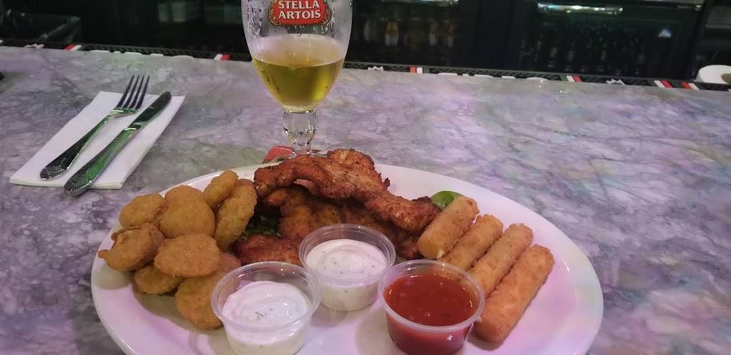 Mr Biggs Bar & Grill | restaurant | 596 10th Ave, New York, NY 10036, USA | 2122462030 OR +1 212-246-2030