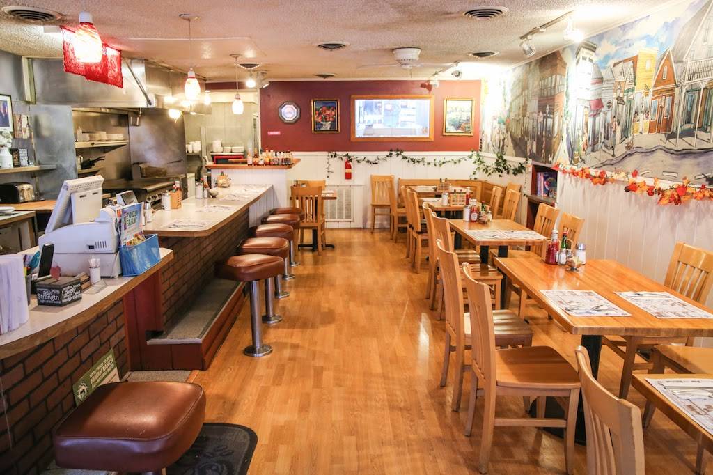 Classic Cafe | restaurant | 216 W Broad St, Nevada City, CA 95959, USA | 5302659440 OR +1 530-265-9440