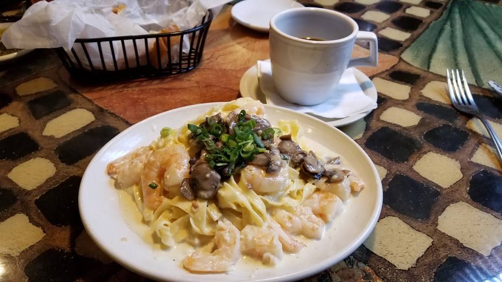 Carrabbas Italian Grill | restaurant | 550 Towne Dr, Fayetteville, NY 13066, USA | 3156377400 OR +1 315-637-7400