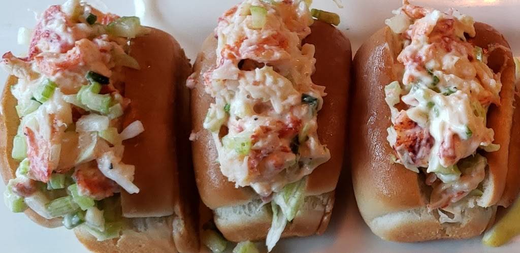 Toujours Mikes | restaurant | 3395 1re Ave, Québec, QC G1L 3R3, Canada | 4186213030 OR +1 418-621-3030