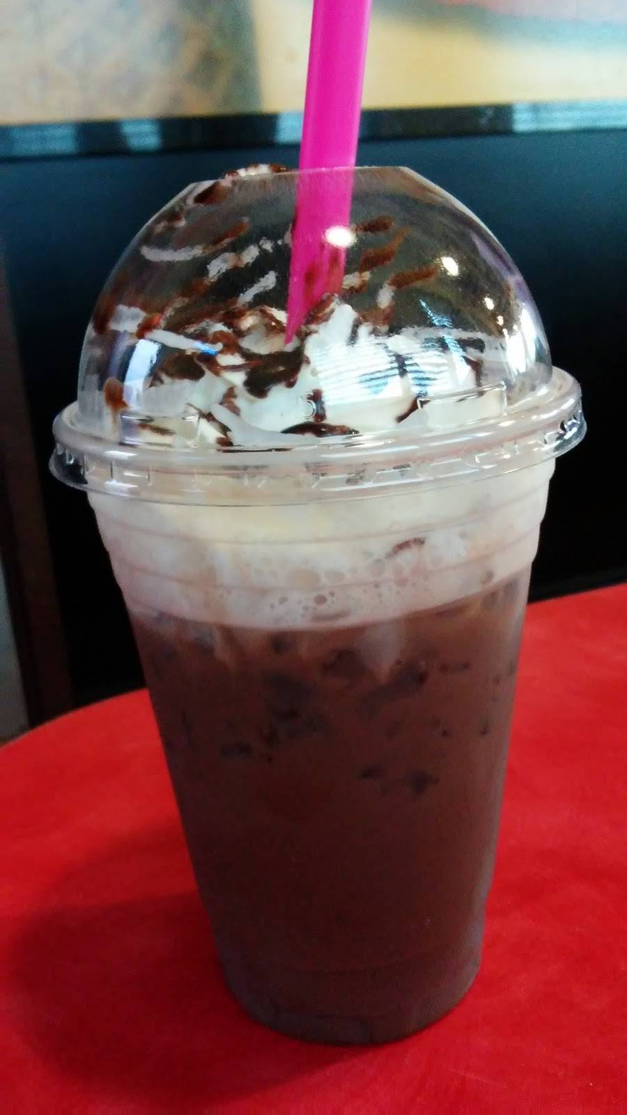 Braums Ice Cream & Burger Restaurant | restaurant | 900 N Lynn Riggs Blvd, Claremore, OK 74017, USA | 9183414723 OR +1 918-341-4723