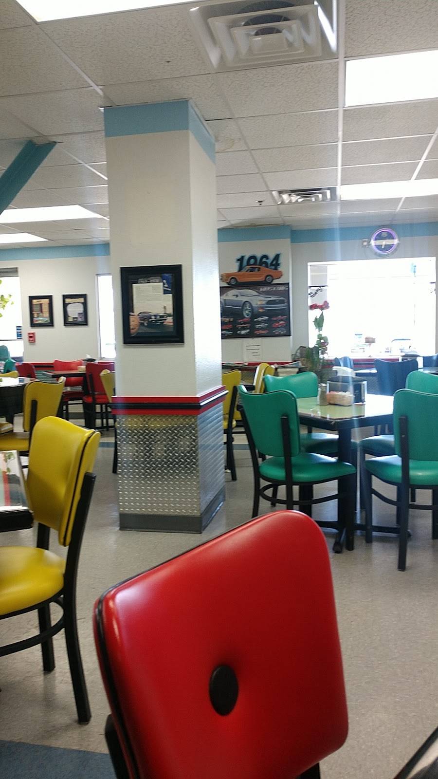 The Mustang Cafe | restaurant | 8601 Lomas Blvd NE, Albuquerque, NM 87112, USA | 5052754477 OR +1 505-275-4477