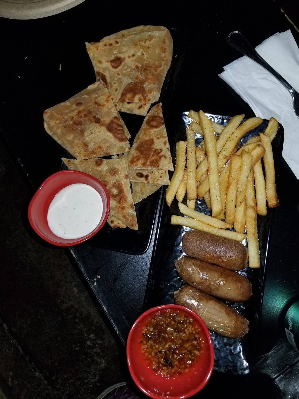 AU Lounge | restaurant | 2430 Broadway, Oakland, CA 94612, USA | 5108931411 OR +1 510-893-1411