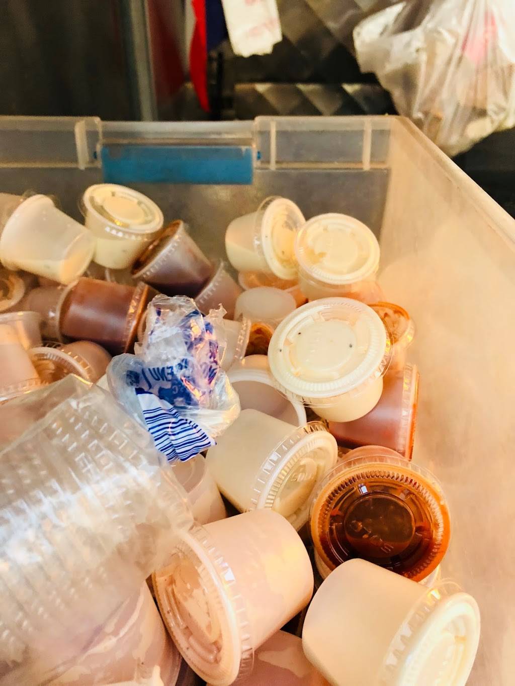 Violin Empanadas | restaurant | 138 Delancey St, New York, NY 10002, USA | 3474441941 OR +1 347-444-1941