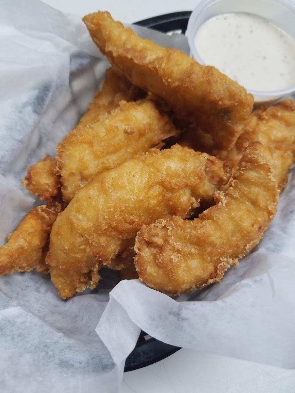 Safari Steak House | restaurant | 897 Riverdale Dr, Hobart, WI 54155, USA | 9204978862 OR +1 920-497-8862