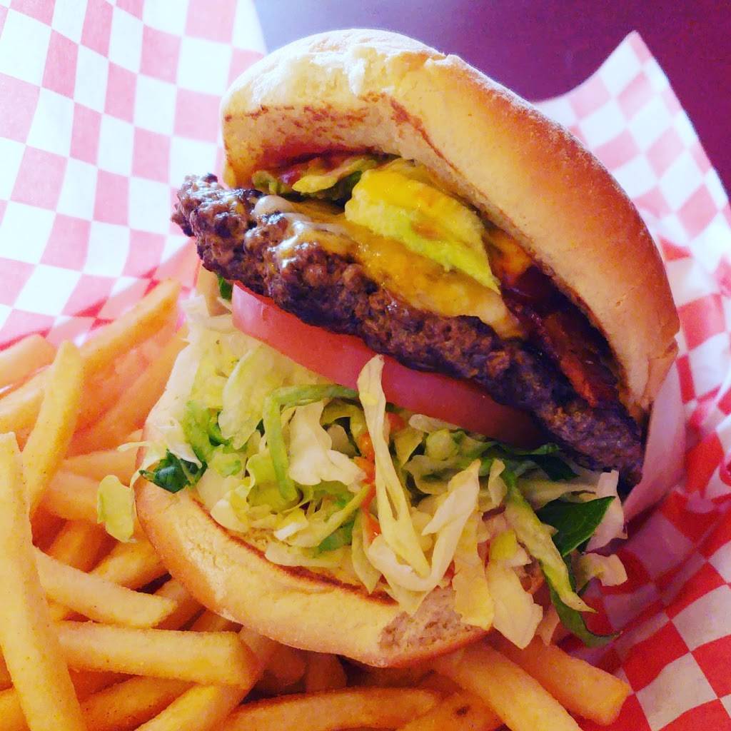 Peters Gourmade Grill | restaurant | 14311 Newport Ave, Tustin, CA 92780, USA | 7148322099 OR +1 714-832-2099