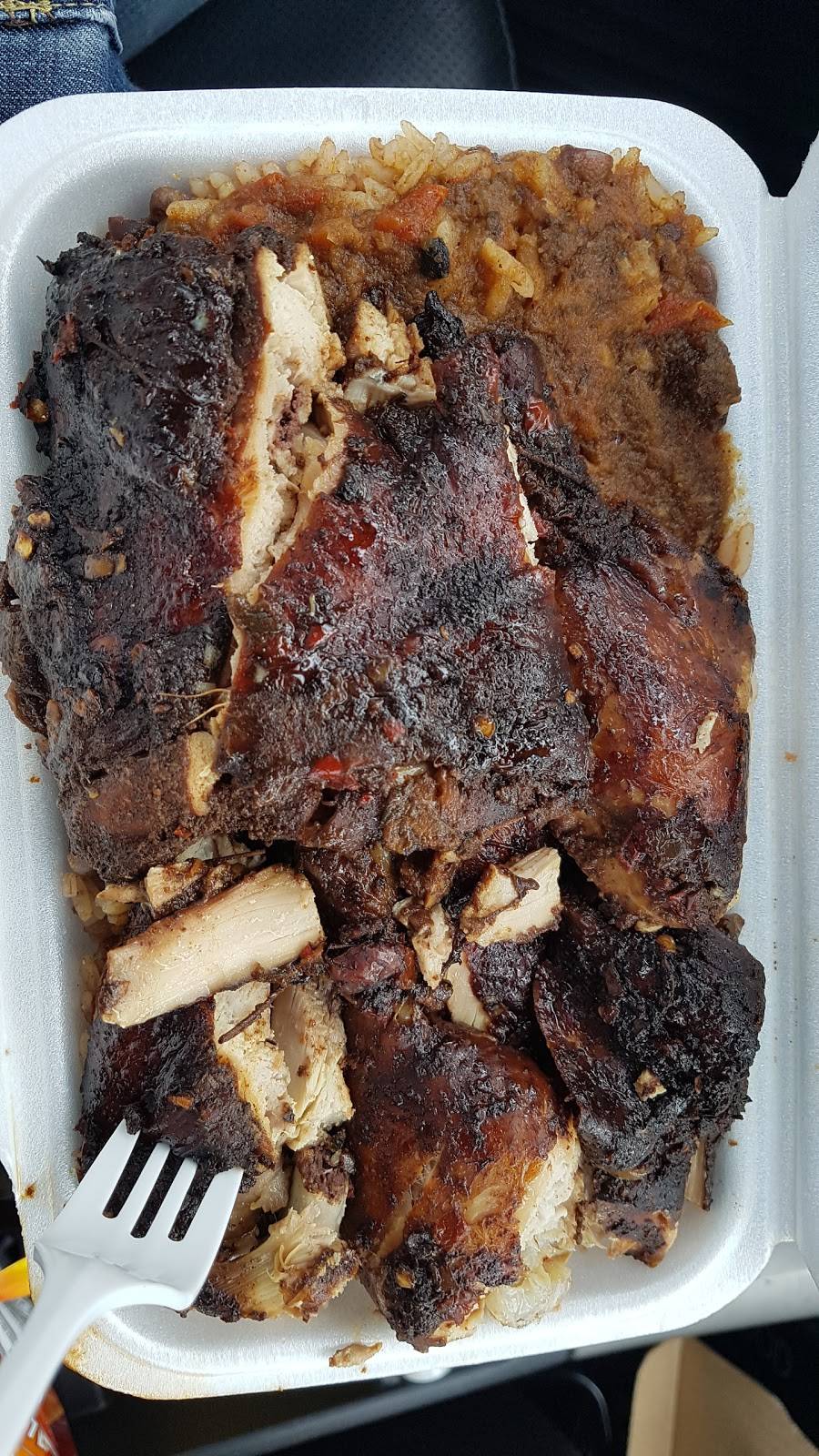 Just Love Restaurant Bar and Grill | restaurant | 1344 Kennedy Rd, Scarborough, ON M1P 2L7, Canada | 6476959775 OR +1 647-695-9775