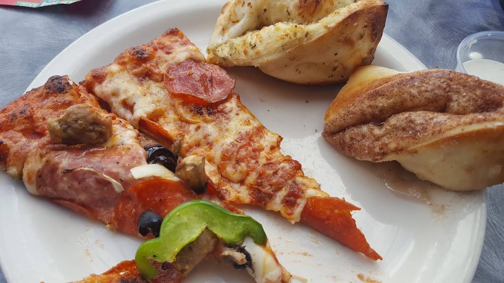 Round Table Clubhouse | meal delivery | 2512 Portland Rd, Newberg, OR 97132, USA | 9712818900 OR +1 971-281-8900