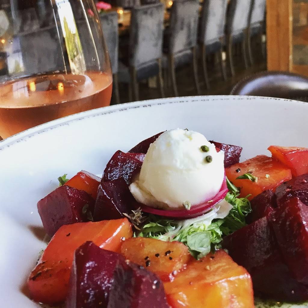 Kindred on KK | restaurant | 2535 S Kinnickinnic Ave, Milwaukee, WI 53207, USA | 4144463640 OR +1 414-446-3640