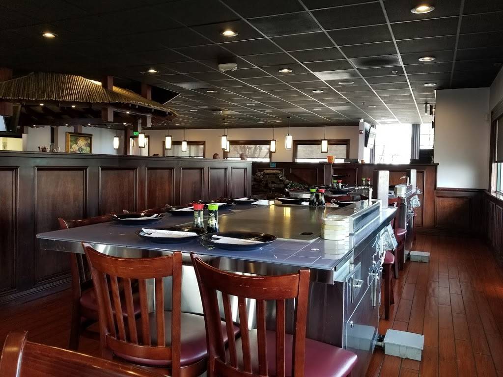 Hinata Japanese Steakhouse, Sushi & Bar | restaurant | Green Valley Shopping Center, 5113 Business Center Dr, Fairfield, CA 94534, USA | 7072070888 OR +1 707-207-0888