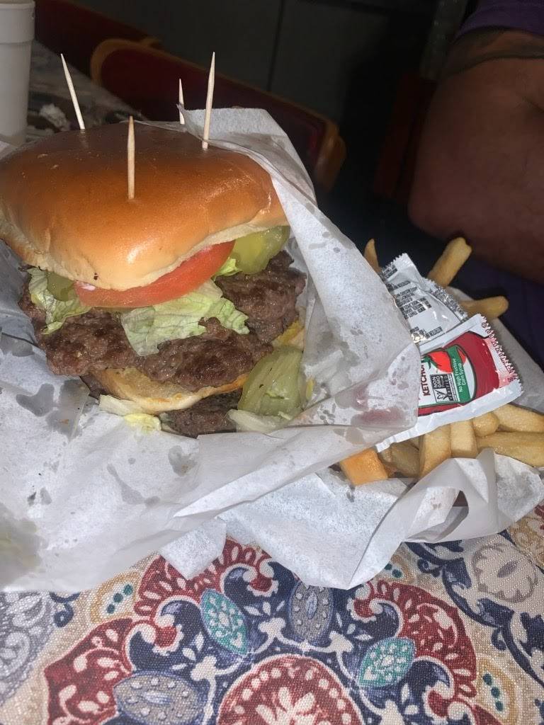 Down On Main | restaurant | 8806 FM 775, Seguin, TX 78155, USA | 8304203398 OR +1 830-420-3398