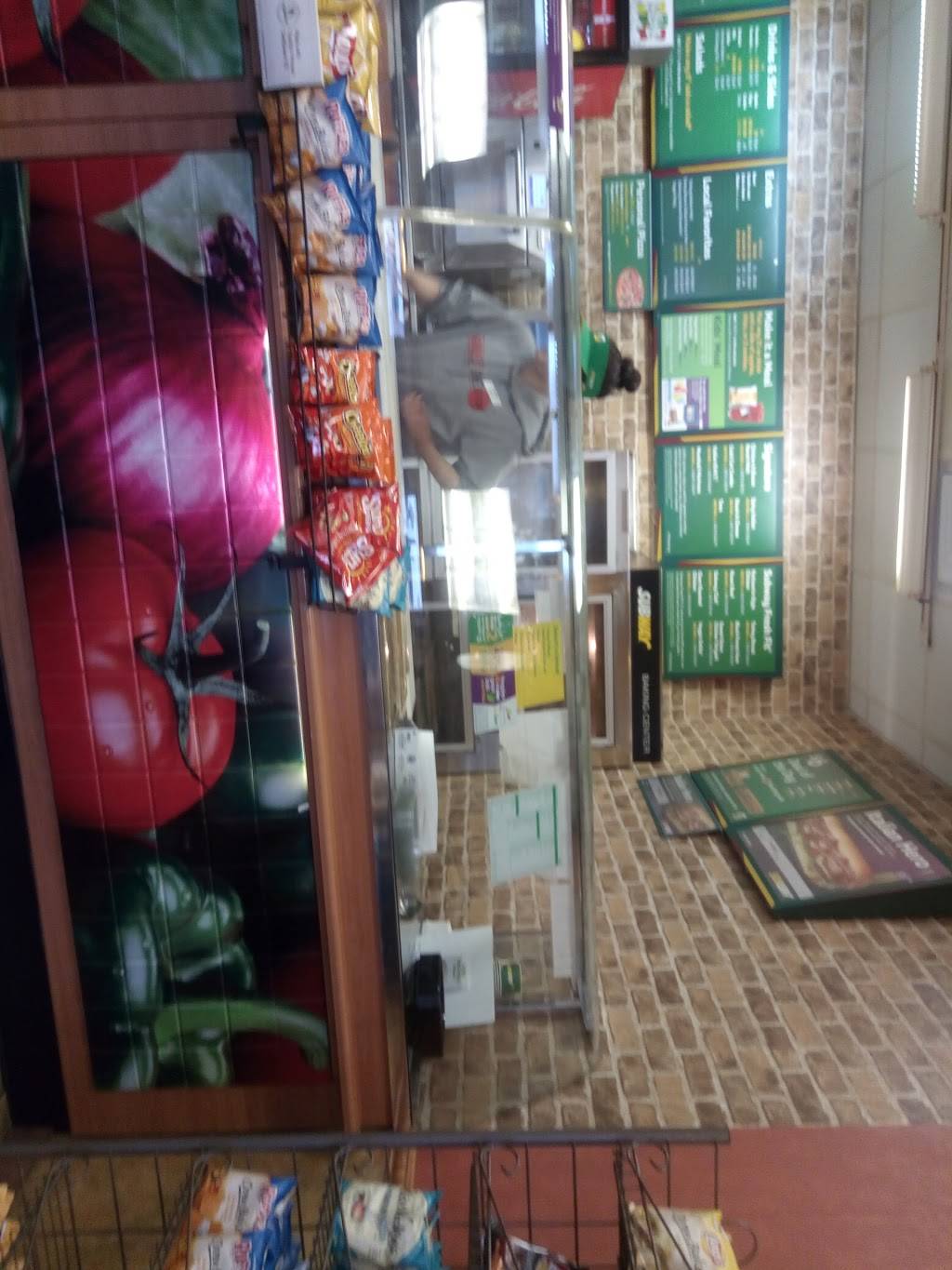 Subway | restaurant | 528 Main St, Pecatonica, IL 61063, USA | 8152391166 OR +1 815-239-1166