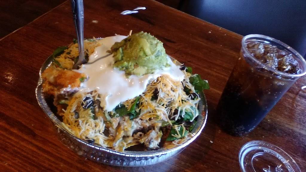 Agave Burrito Bar & Tequilaria | restaurant | 19 W College St, Oberlin, OH 44074, USA | 4407747336 OR +1 440-774-7336