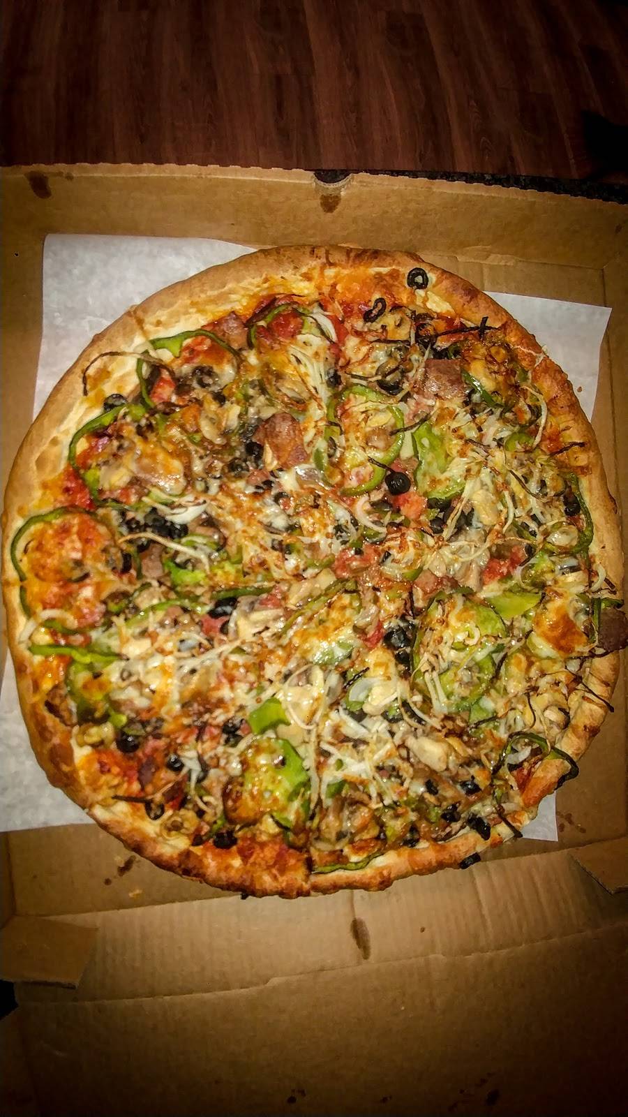 Village Pizza | restaurant | 1735 Main St, Sanford, ME 04073, USA | 2073248228 OR +1 207-324-8228