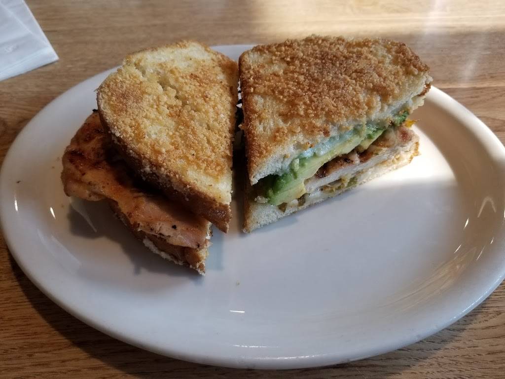 Crestline Cafe | cafe | 23943 Lake Dr, Crestline, CA 92325, USA | 9093384128 OR +1 909-338-4128