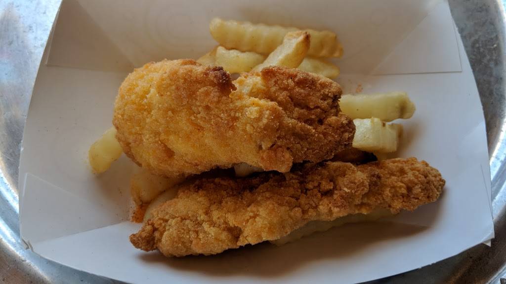 LICKS | sweet treats & eats | cafe | 12032 Red Arrow Hwy, Sawyer, MI 49125, USA | 2624237428 OR +1 262-423-7428