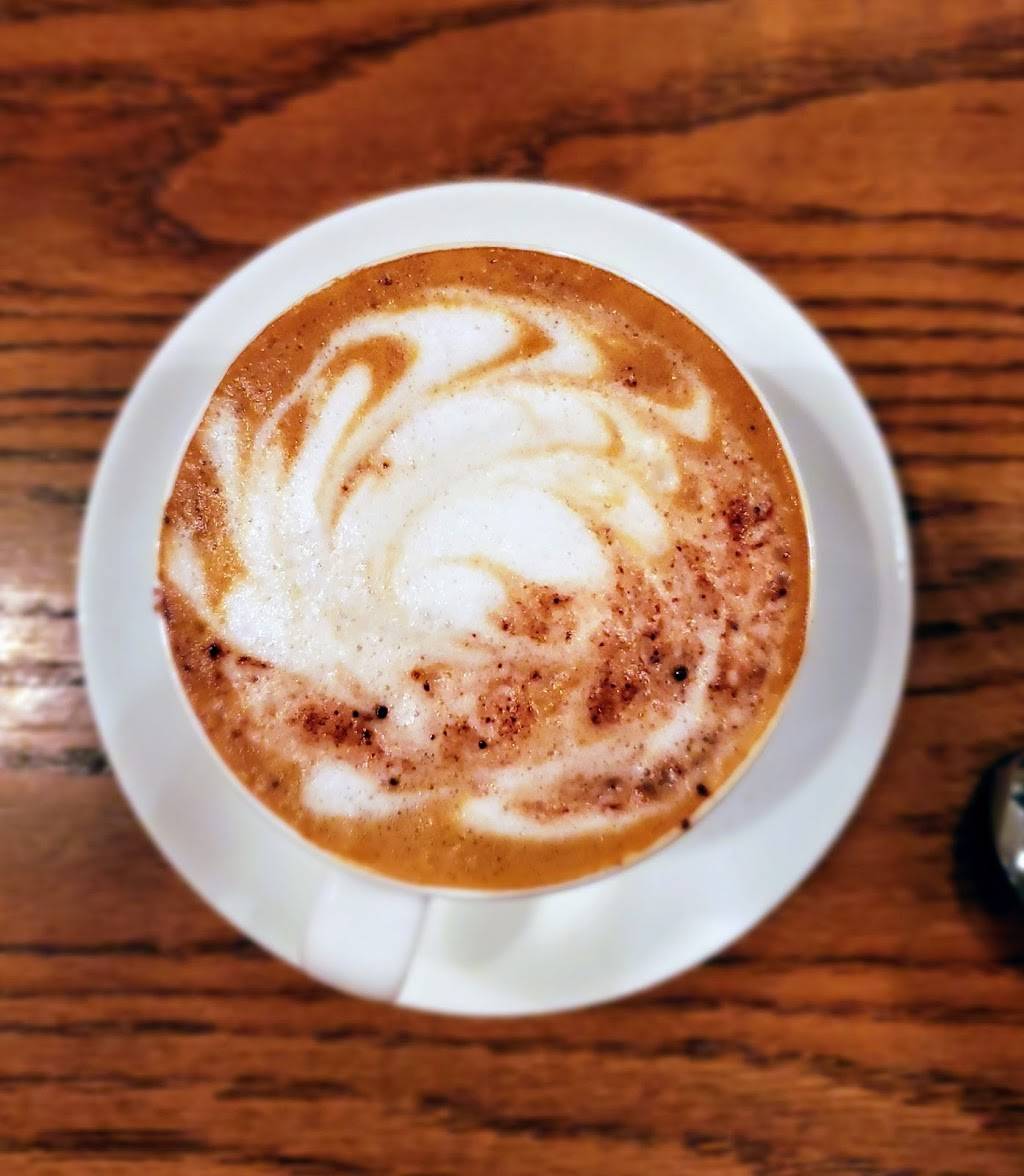 Vaudeville | restaurant | 230 E Main St, Fredericksburg, TX 78624, USA | 8309923234 OR +1 830-992-3234