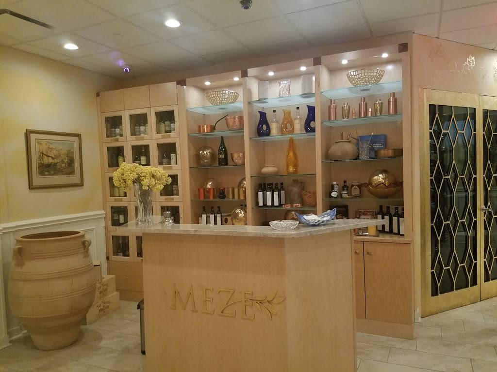 Meze Mediterraneo | restaurant | 680 Mall Dr, Schaumburg, IL 60173, USA | 8475986393 OR +1 847-598-6393