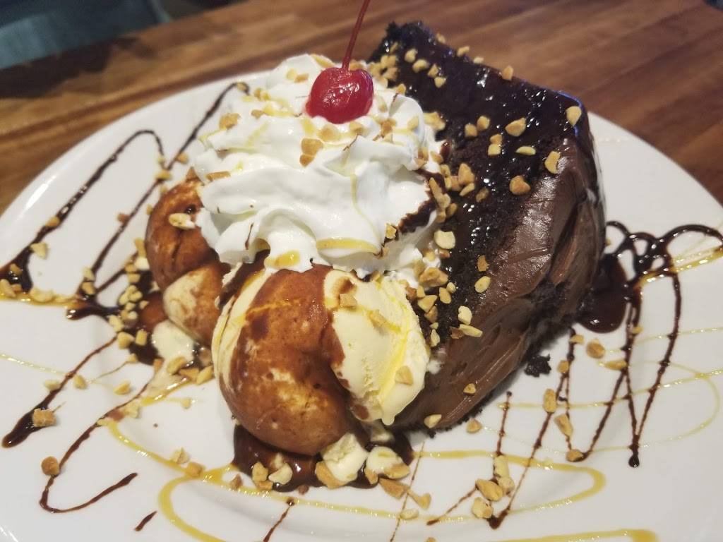 Cheddars Scratch Kitchen | restaurant | 875 W Osceola Pkwy, Kissimmee, FL 34741, USA | 4073482159 OR +1 407-348-2159